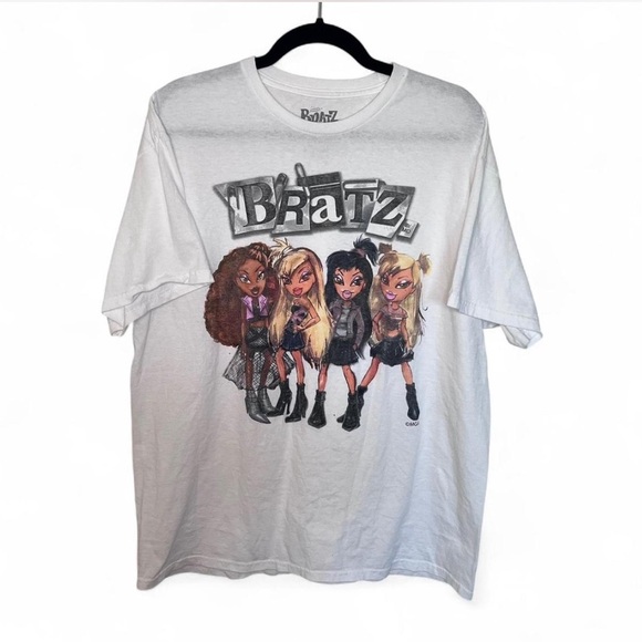 Vintage Style Bratz Graphic T-Shirt XL – Y2K Doll Tee 100% Cotton - Picture 1 of 4